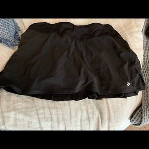 Lulu lemon skirt